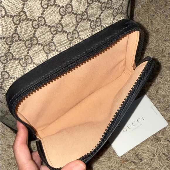 Gucci Beige and Black GG Canvas Backpack - Picture 3 of 7